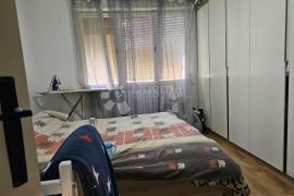 70 m2 - stan na prvom katu, Pula, Daire