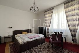 Trosoban stan Čobanija najam, Sarajevo Centar, Appartement