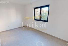 Stan s 3 spavaće sobe i vrtom 1 km od mora, Poreč, Appartement