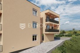 Zadar, Bili Brig, dvosoban stan s vrtom u novogradnji, Zadar, Appartement