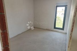 ROGOZNICA- LUKSUZNI PENTHOUSE PORED PLAŽE, Rogoznica, Διαμέρισμα