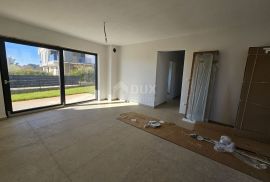 ISTRA, POREČ, OKOLICA - 3SS+DB stan u prizemlju novogradnje, Poreč, Apartamento