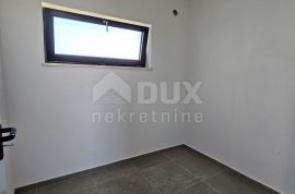 ISTRA, POREČ, OKOLICA - 3SS+DB stan na prvom katu sa krovnom terasom, Poreč, Appartement