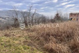 Istra, Buje - građevinsko zemljište 1335 m2 - pogled na more i zelenilo, Buje, Land