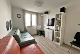 Krnjevo, mali stan s pogledom na more, Rijeka, Appartement