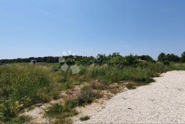 Građevinsko zemljište 550m2 Veli Vrh, Pula, Land