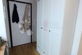 TROSOBNI STAN S VRTOM, STROŽANAC, Podstrana, Appartement