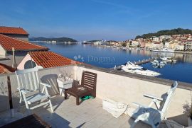 RIJETKOST NA TRŽIŠTU!! Mali Lošinj prvi red do mora, Mali Lošinj, Ev