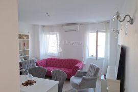 RIJETKOST NA TRŽIŠTU!! Mali Lošinj prvi red do mora, Mali Lošinj, Casa