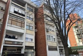 Stan u centru Sesveta, Sesvete, Apartamento