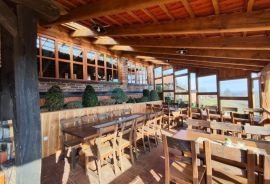 Restoran-seosko imanje-smještajni objekt 360 m2+30.000 m2, Jalžabet, Propiedad comercial