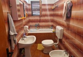 Stan u kući Biograd na Moru 91 m2, Biograd Na Moru, Apartamento