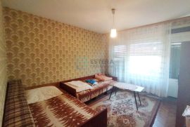 Kuća prodaja Varaždin Breg 130 m2 - 90.000 €, Gornji Kneginec, Haus