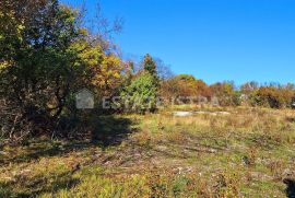 Građevinsko zemljište 877 m2 sa panoramskim pogledom, Marčana, Land