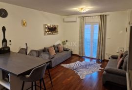 KRK,ŠILO- apartman, 1s + db, vlastiti okućnica i bazen!!!, Dobrinj, Flat