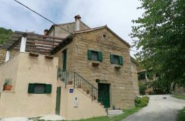 Lijepa kamena kuća na mirnoj lokaciji, Buzet,okolica, Istra, Buzet, Casa