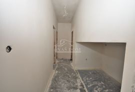 Stan S1 sa vrtom, PRVI RED DO MORA, Šibenik - Okolica, Appartement