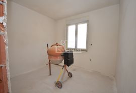 Stan S1 sa vrtom, PRVI RED DO MORA, Šibenik - Okolica, Appartement