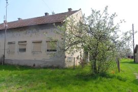 Kuća na prodaju - dobra lokacija, Bačka Topola, Ev