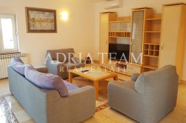 VILA SA 7 APARTMANA, POGLED NA MORE - DIKLO, ZADAR, Zadar, Haus