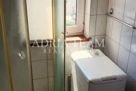 VILA SA 7 APARTMANA, POGLED NA MORE - DIKLO, ZADAR, Zadar, بيت