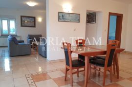 VILA SA 7 APARTMANA, POGLED NA MORE - DIKLO, ZADAR, Zadar, بيت