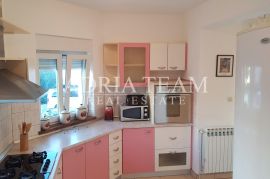 VILA SA 7 APARTMANA, POGLED NA MORE - DIKLO, ZADAR, Zadar, Ev