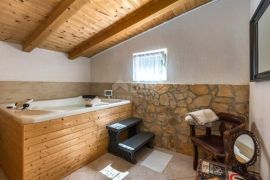 NOVI VINODOLSKI - Kuća s mini wellnessom, Novi Vinodolski, Maison