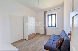 Korčula, dvoetažni stan/apartman na samoj plaži - izvrsna prilika, Blato, Appartment