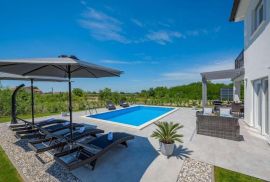 Moderna villa za odmor, Poreč,okolica, Istra, Poreč, Maison