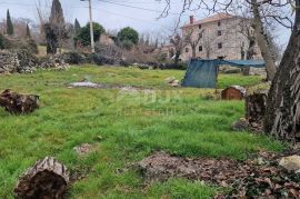 ISTRA, MOTOVUN, OKOLICA - Dvije kuće za adaptaciju s dvorištem, Motovun, Σπίτι