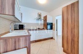 Prodaja stana u zgradi novije gradnje na Rujevici 3S+DB  95.54 M2, Rijeka, Διαμέρισμα