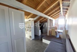 Rovinj, studio apartman, NKP 48 m2, Rovinj, Commercial property
