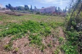 Građevinsko zemljište Prodaje se građevinsko zemljište u Banjolama, Medulin, Land