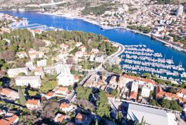 ATRAKTIVNA PONUDA!! | Građevinsko zemljište cca 670 m2 | Postojeći objekt s garažom | Top lokacija! | Dubrovnik, Dubrovnik, Γη