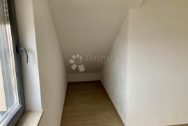 STAN U KVALITETNOJ NOVOGRADNJI U NOVIGRADU, Novigrad, Apartamento