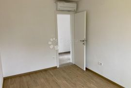 STAN U NOVOGRADNJI BLIZU MORA, Novigrad, Appartment