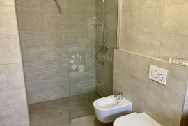 STAN U NOVOGRADNJI BLIZU MORA, Novigrad, Appartement