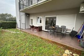 Prizemlje sa vrtom i 3 spavaće - 117,43m2, Vodnjan, Appartement