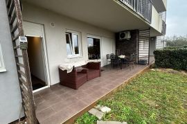 Prizemlje sa vrtom i 3 spavaće - 117,43m2, Vodnjan, شقة