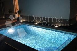 STAN TROGIR NOVOGRADNJA,200M2  (PRIVATE POOL), Trogir, شقة