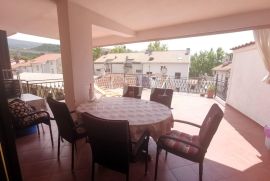 Crikvenica, 3S+DB sa prekrasnom terasom u centru grada!, Crikvenica, Appartment