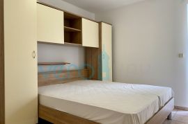 Krk, okolica, Jednosoban stan 36 m2 s terasom od 10m2 na dobroj lokaciji, prodaja, Krk, Apartamento