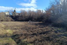 ISTRA, ŠTOKOVCI Građevinsko zemljište u Režancima 2081 m2, Svetvinčenat, Terrain