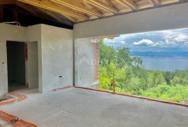 OPATIJA, LOVRAN, IKA- villa 220m2 s panoramskim pogledom na more i bazenom + uređena okućnica 1009m2, Lovran, Σπίτι