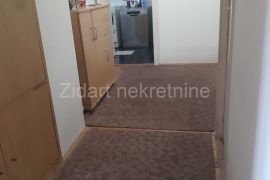 Blok 30, Bulevar umetnosti, stan 76m2, Novi Beograd, شقة