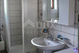 OTOK KRK, NJIVICE - lijepi apartman s velikom terasom, Omišalj, Daire