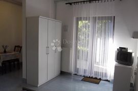 BRODARICA, ŠIBENIK  3 studio apartmana blizu plaže, Šibenik - Okolica, Appartment