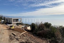 Obiteljska villa u Medveji, Lovran, Famiglia