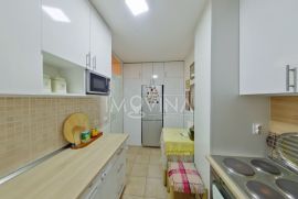 Trosoban stan B faza 78m2, Alipašino Polje, Sarajevo Novi Grad, Appartement